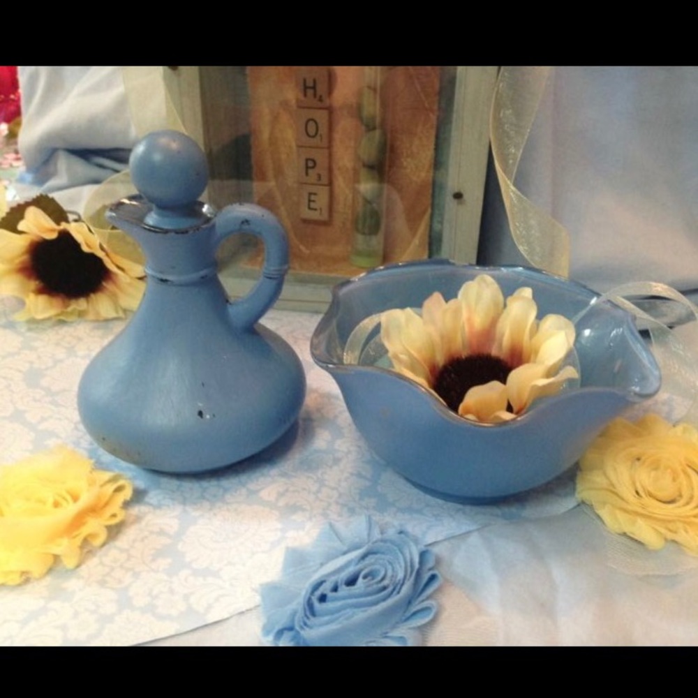 Decorative decanter and candy dish